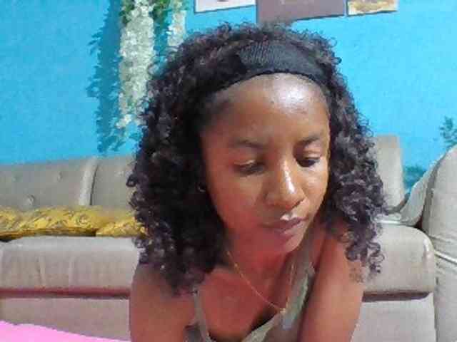 Modèle: Nanciah