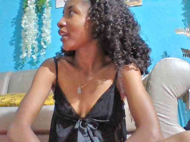 Modèle: Nanciah