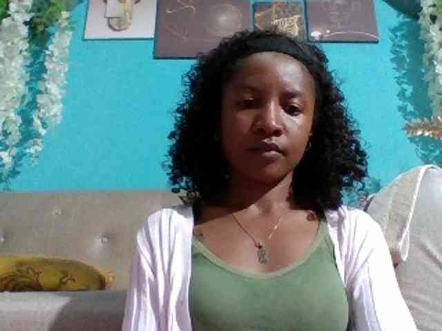 Modèle: Nanciah