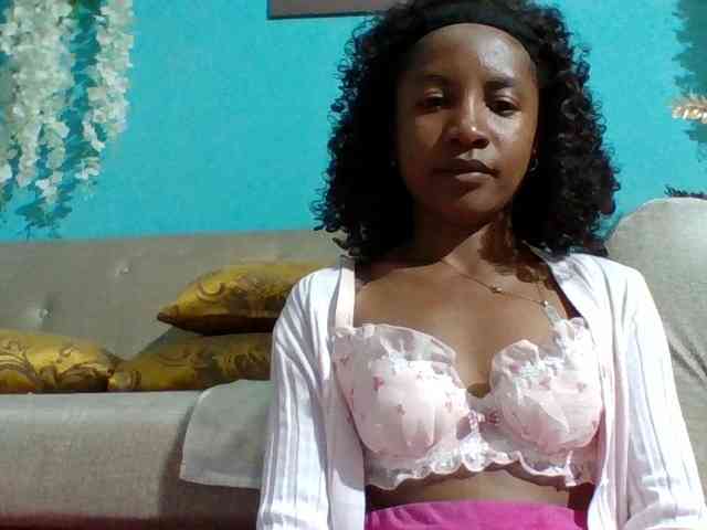 nanciah's live room