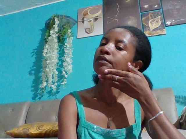 Modèle: Nanciah