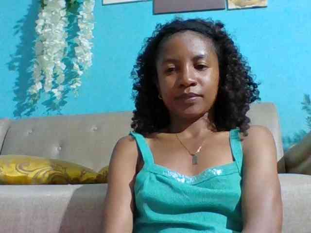 Model: Nanciah