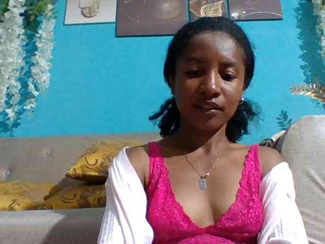 Modèle: Nanciah