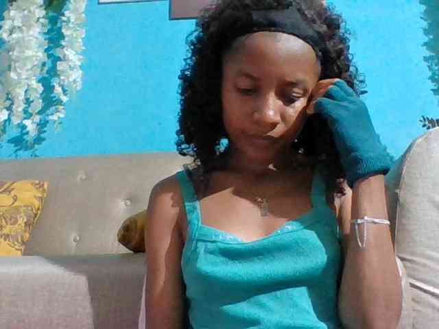 Modèle: Nanciah
