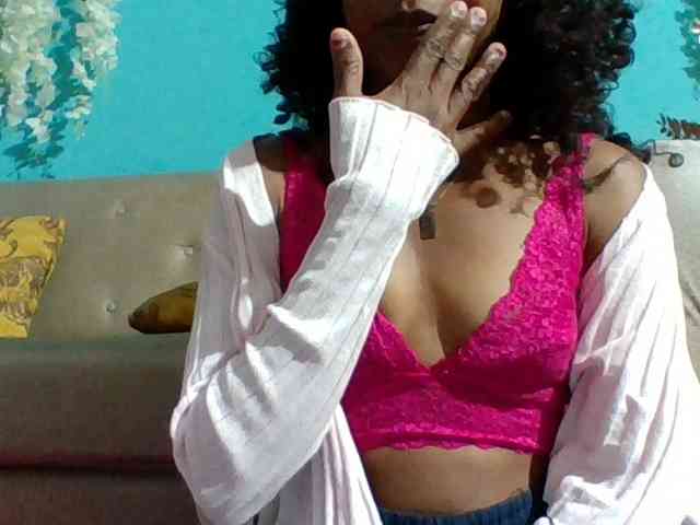 Modèle: Nanciah