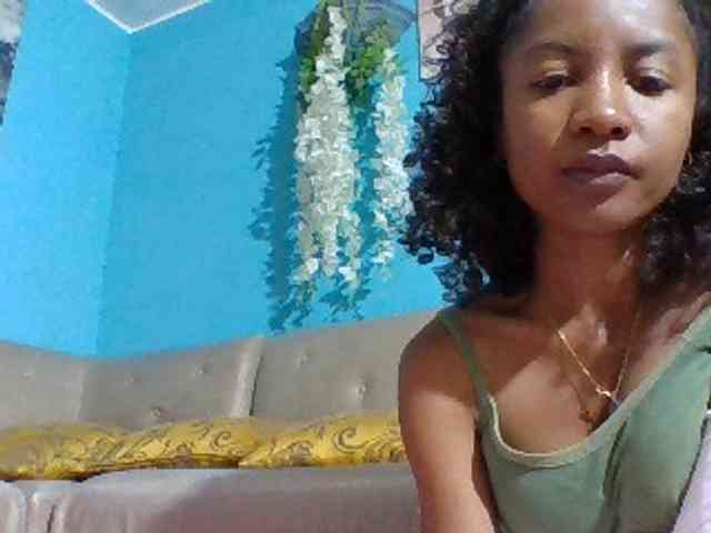 Modèle: Nanciah
