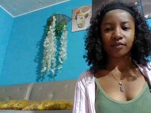 Modèle: Nanciah