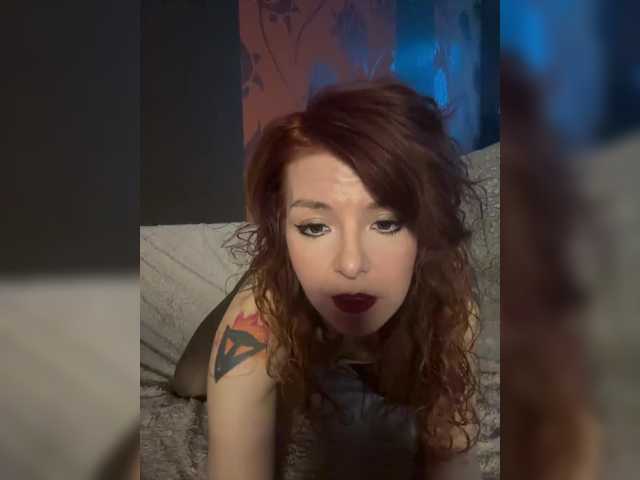 daria2506 live cam on BongaCams