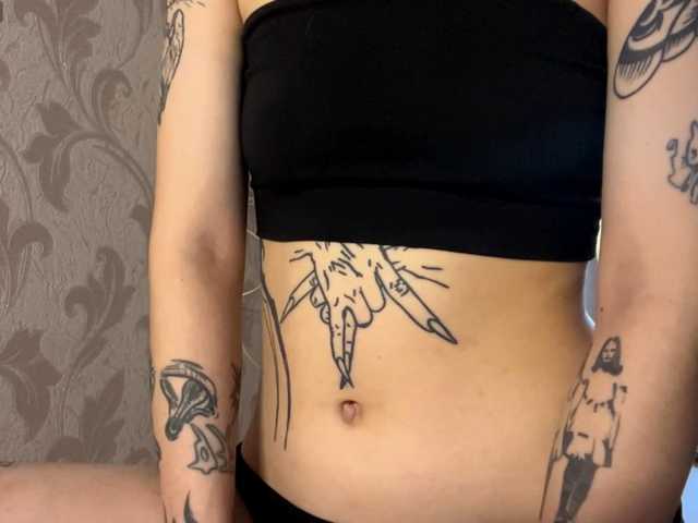 CarlenaMeil live cam on BongaCams