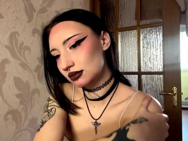 CarlenaMeil live cam on BongaCams