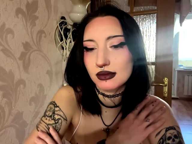 CarlenaMeil live cam on BongaCams