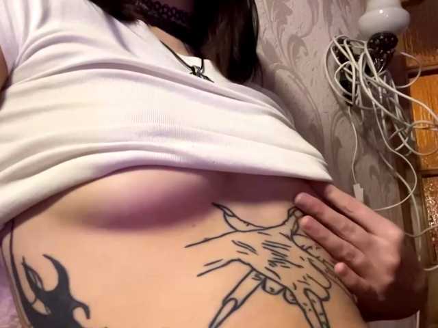 CarlenaMeil live cam on BongaCams