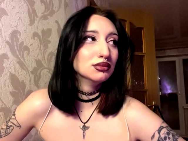 CarlenaMeil live cam on BongaCams