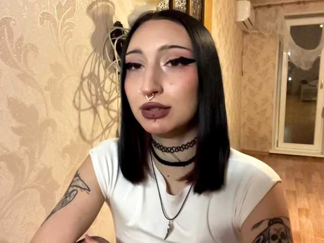 CarlenaMeil live cam on BongaCams
