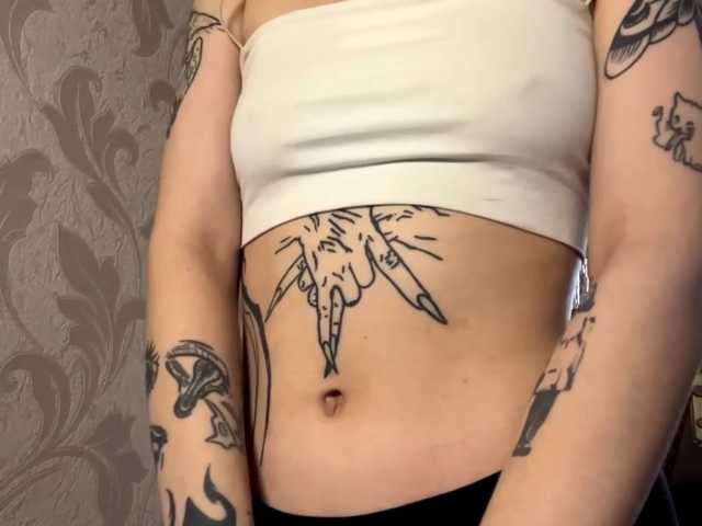 CarlenaMeil live cam on BongaCams