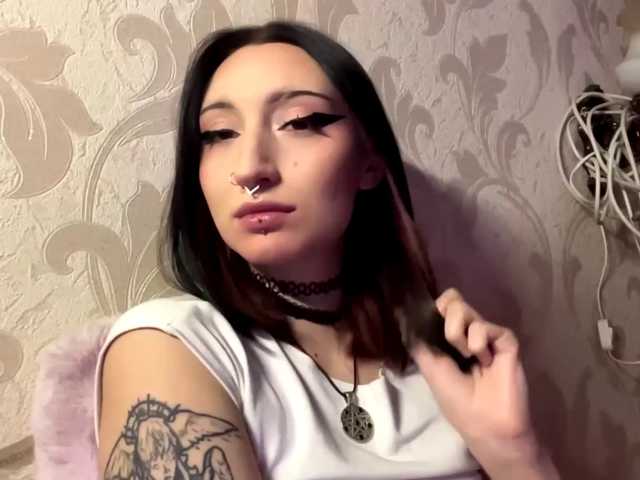 CarlenaMeil live cam on BongaCams