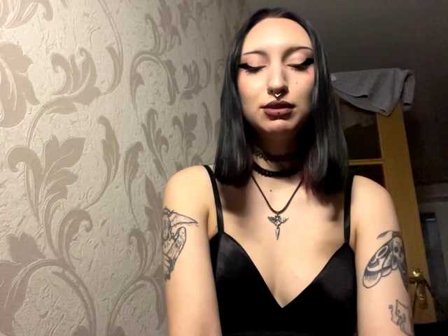 CarlenaMeil live cam on BongaCams
