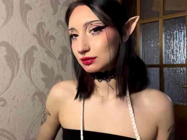 CarlenaMeil webcam