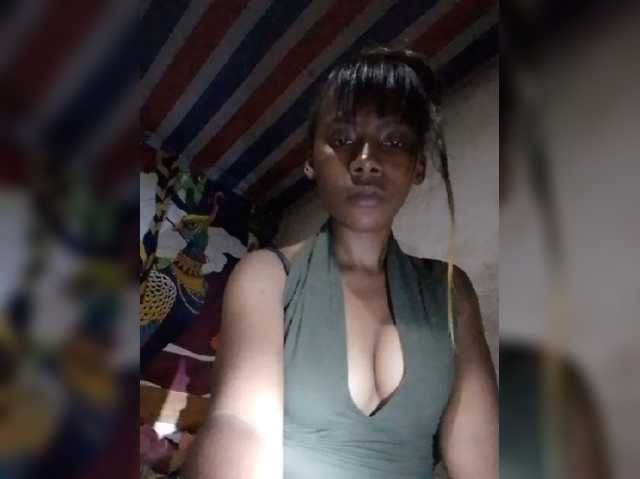 narda2 live cam on BongaCams