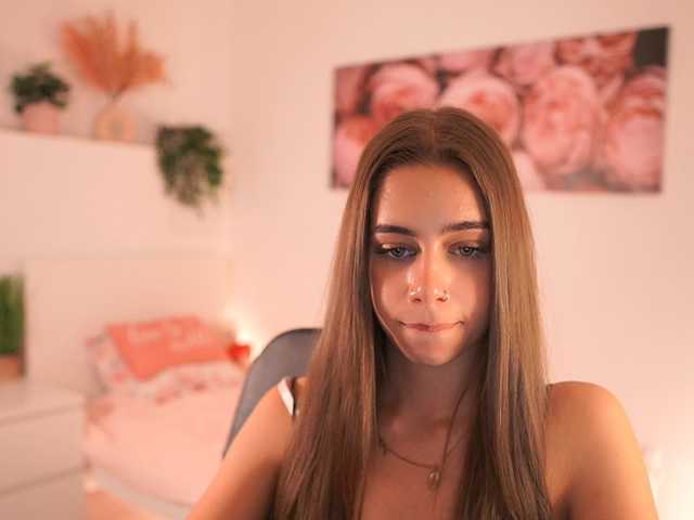 OliviaMoretti live cam on BongaCams