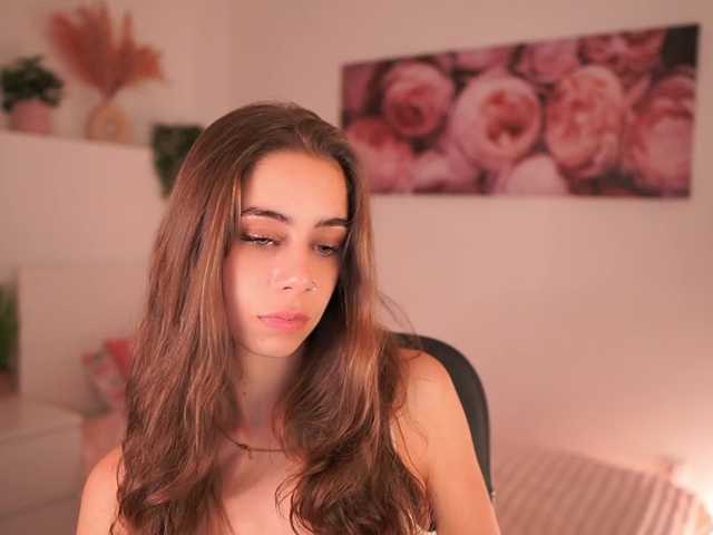 OliviaMoretti live cam on BongaCams