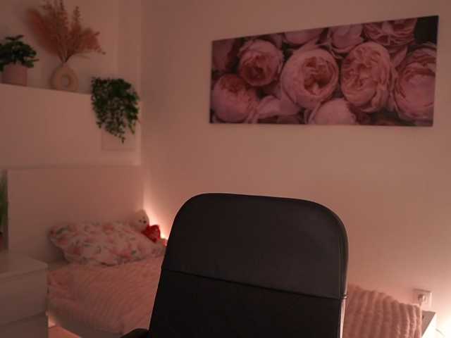 OliviaMoretti live cam on BongaCams