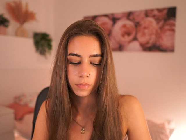 OliviaMoretti live cam on BongaCams