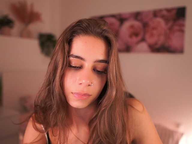 OliviaMoretti live cam on BongaCams