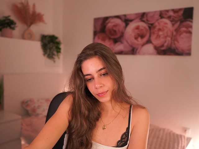 OliviaMoretti live cam on BongaCams