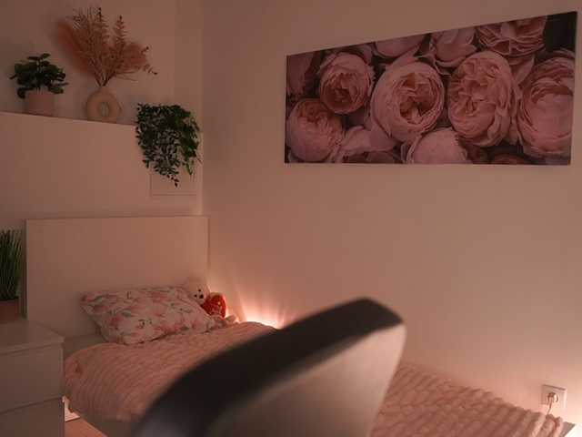 OliviaMoretti live cam on BongaCams