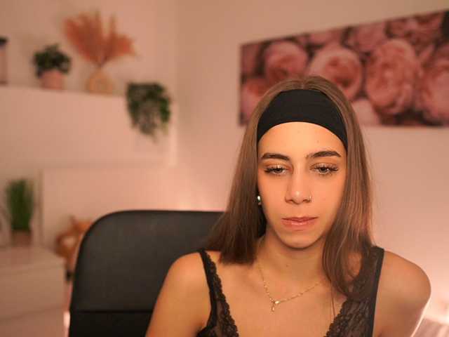 OliviaMoretti live cam on BongaCams