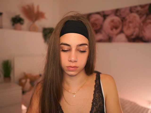 OliviaMoretti live cam on BongaCams