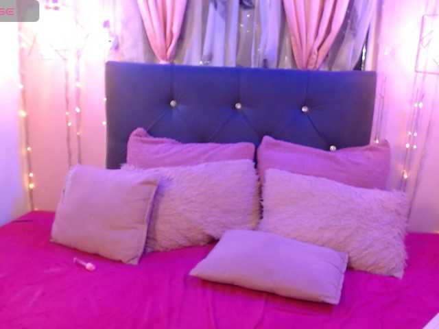 iam-kiimm live cam on BongaCams