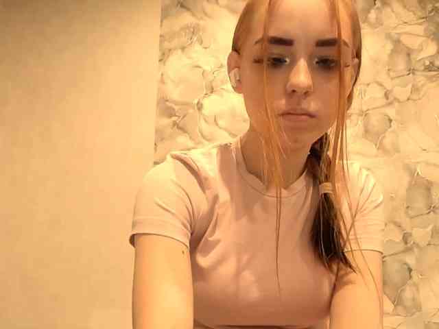 Modella: AlyssaGronert