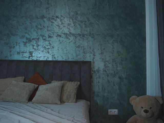 AishaXxXperience live cam on BongaCams