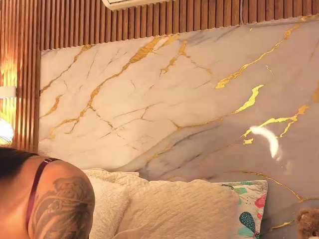 Isabella-carter live cam on BongaCams