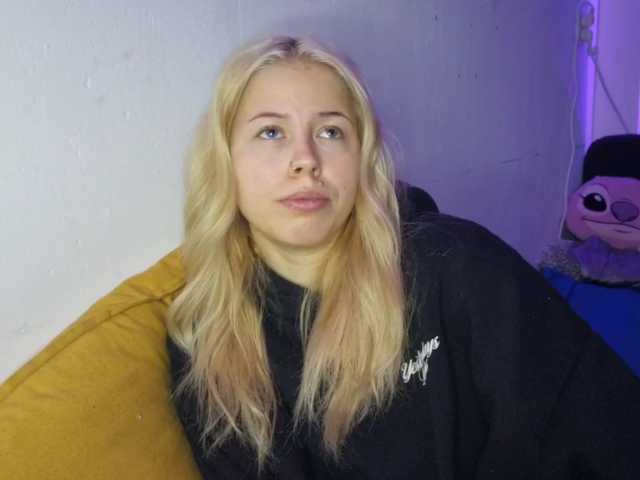 PeggyStreitnatter live cam on BongaCams