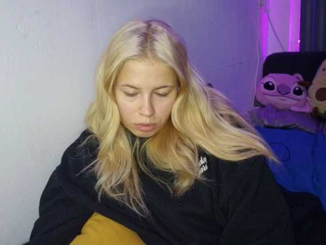 PeggyStreitnatter live cam on BongaCams