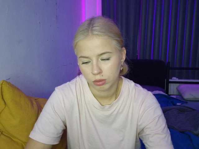 PeggyStreitnatter live cam on BongaCams