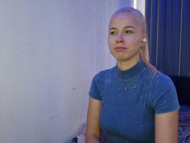 PeggyStreitnatter live cam on BongaCams