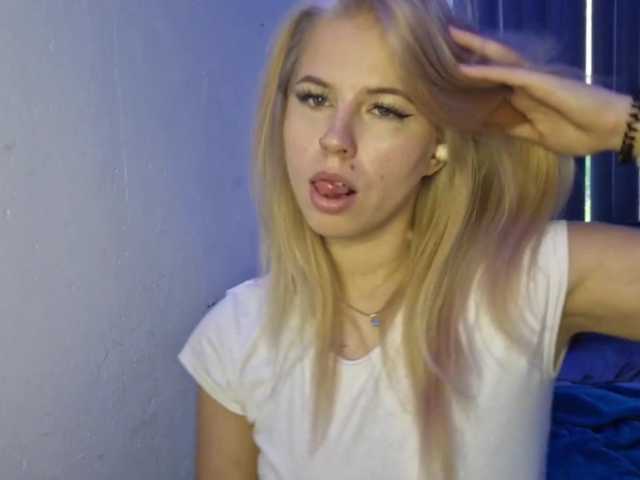 PeggyStreitnatter live cam on BongaCams