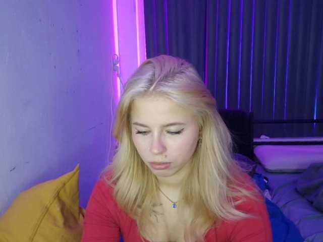 PeggyStreitnatter live cam on BongaCams