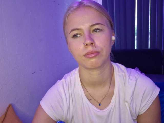 PeggyStreitnatter live cam on BongaCams