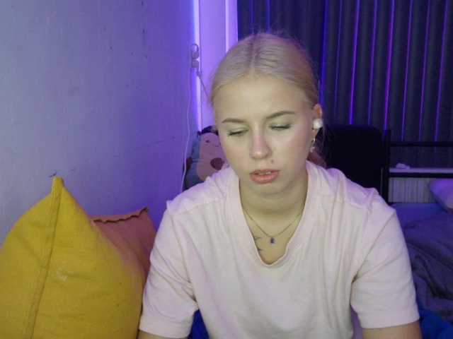 PeggyStreitnatter live cam on BongaCams