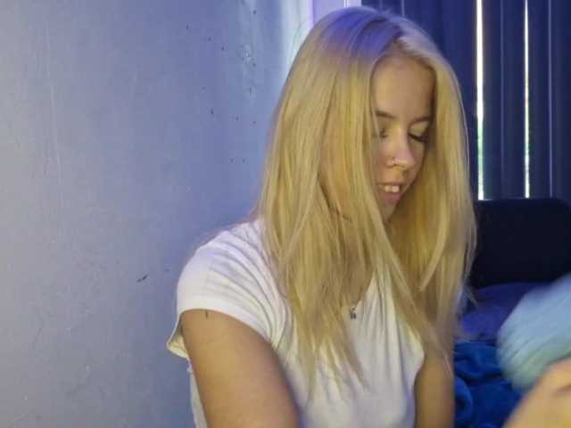 PeggyStreitnatter live cam on BongaCams