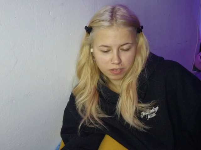 PeggyStreitnatter live cam on BongaCams