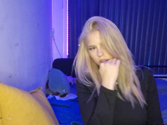 PeggyStreitnatter live cam on BongaCams