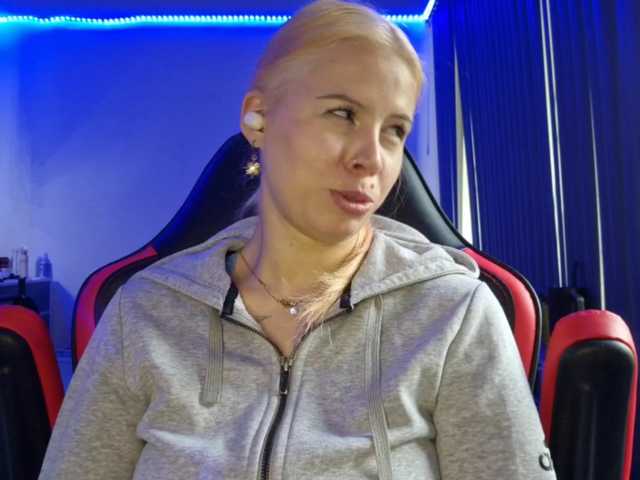 PeggyStreitnatter live cam on BongaCams