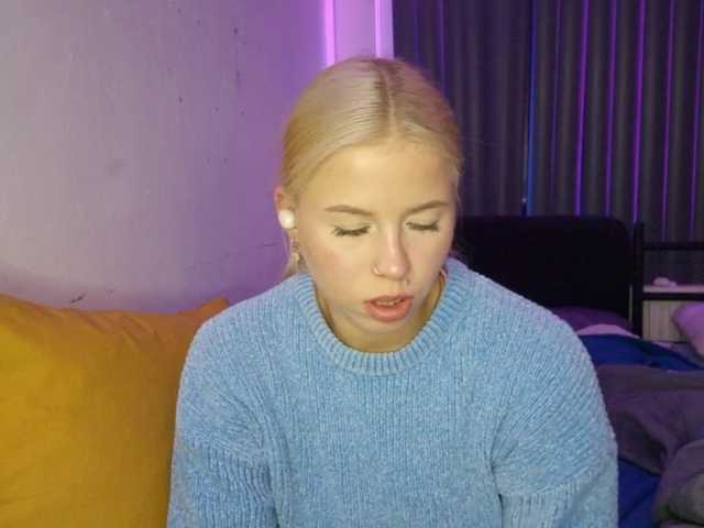 PeggyStreitnatter live cam on BongaCams