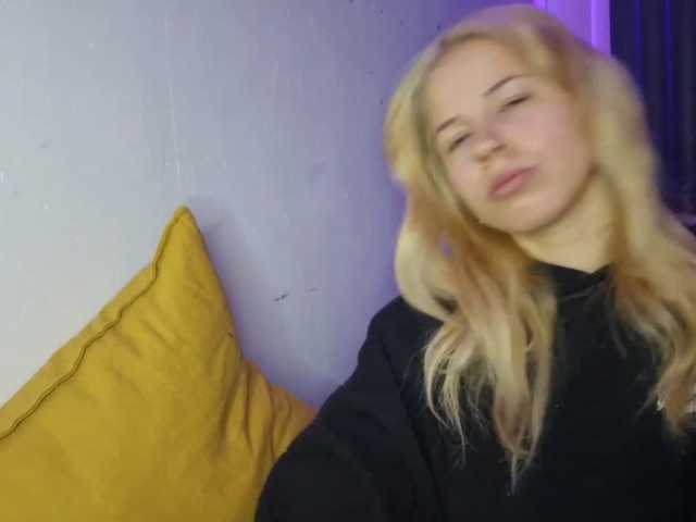 PeggyStreitnatter live cam on BongaCams